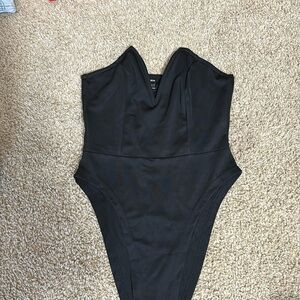 Strapless bodysuit